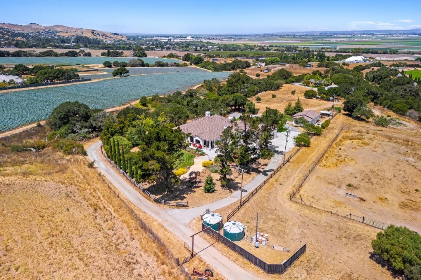 Detail Gallery Image 58 of 63 For 432 River Rd, Salinas,  CA 93908 - 4 Beds | 4/1 Baths
