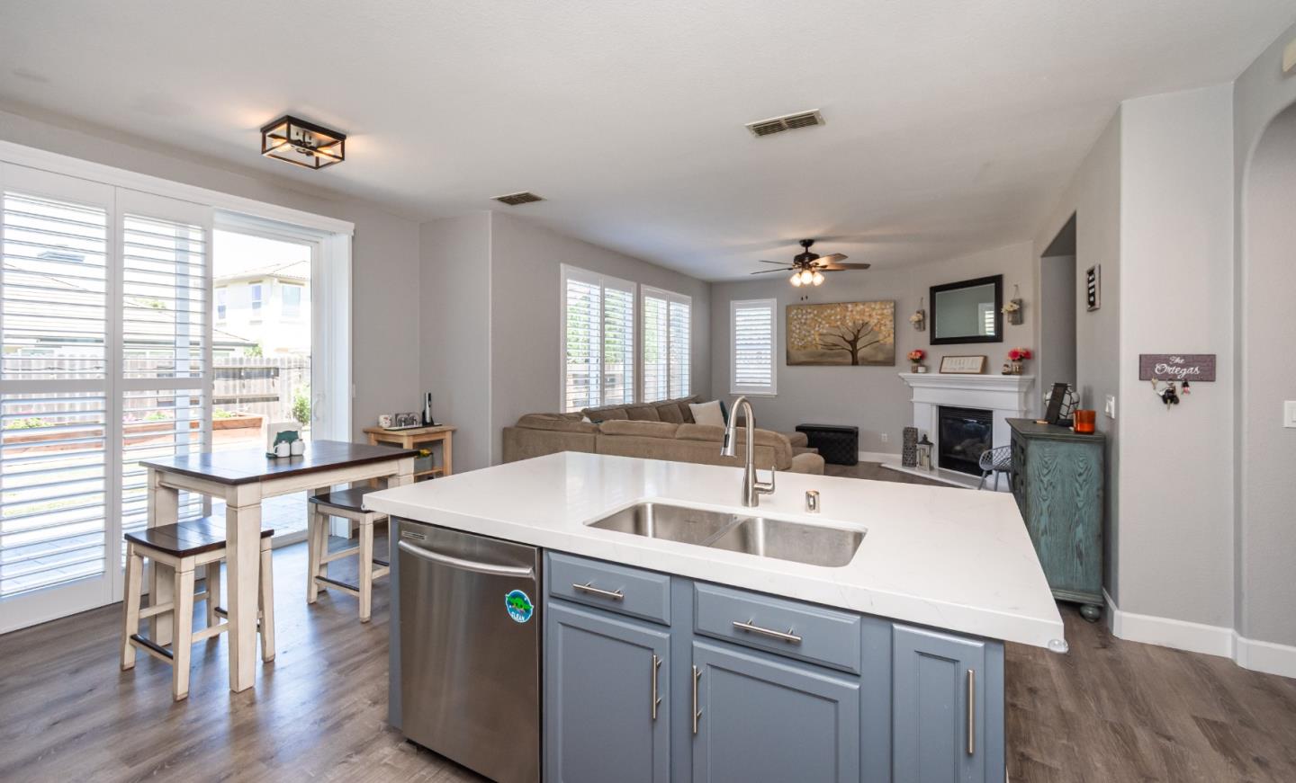 Detail Gallery Image 14 of 45 For 3417 River Shoal Ave, Sacramento,  CA 95833 - 4 Beds | 2/1 Baths