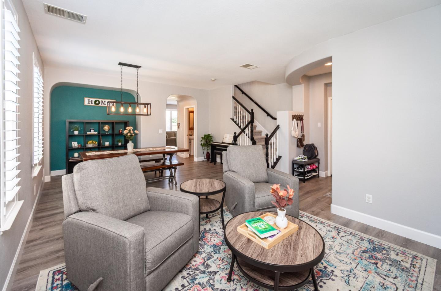 Detail Gallery Image 4 of 45 For 3417 River Shoal Ave, Sacramento,  CA 95833 - 4 Beds | 2/1 Baths