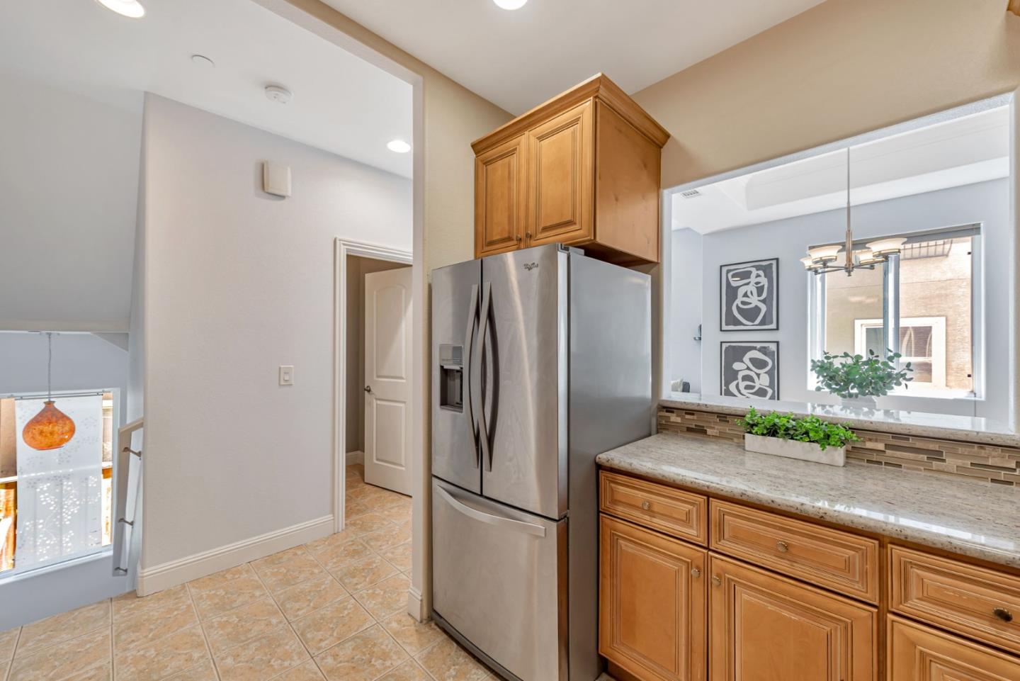 Detail Gallery Image 11 of 29 For 525 Guiti Garden Ct, San Jose,  CA 95136 - 2 Beds | 2/1 Baths