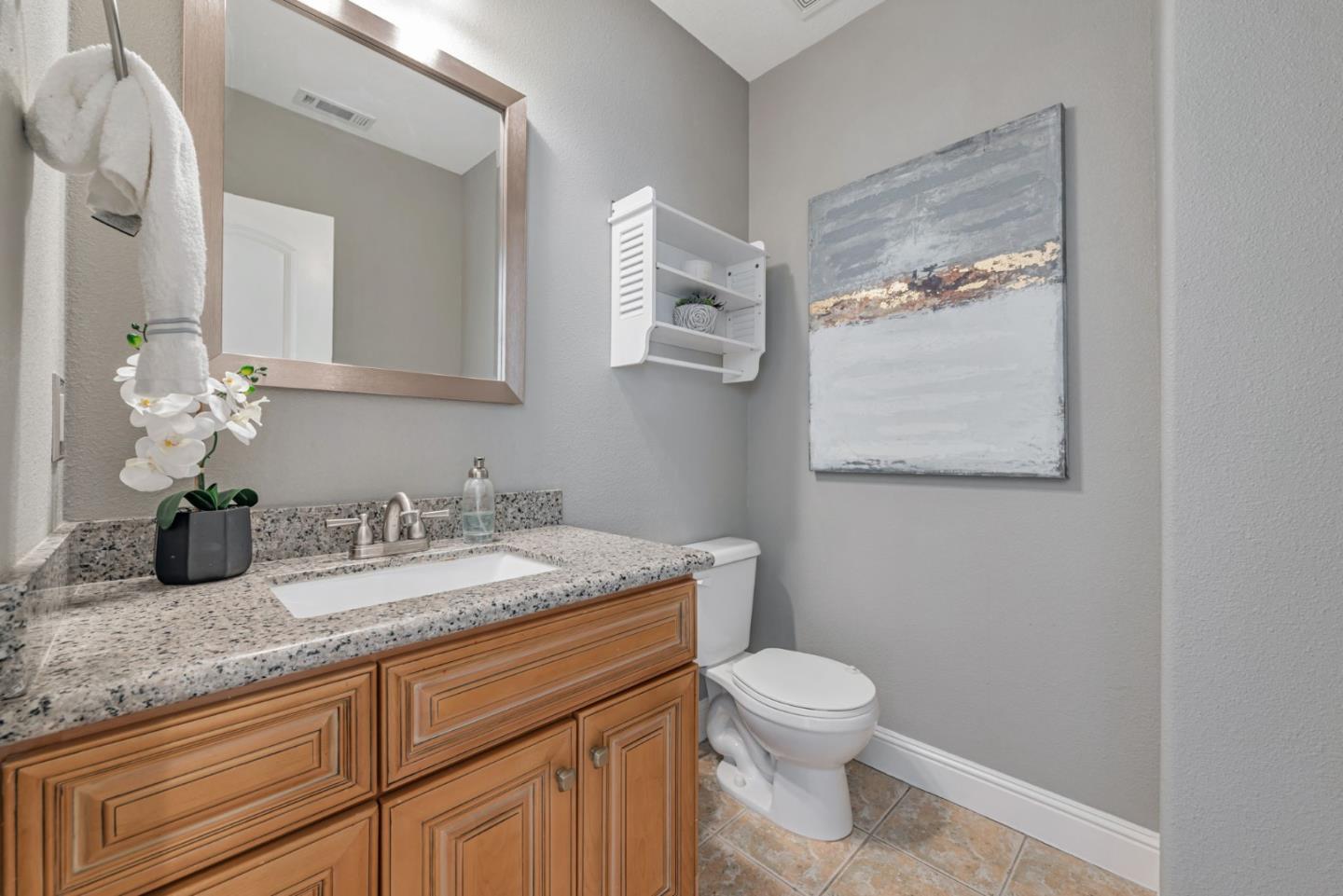 Detail Gallery Image 14 of 29 For 525 Guiti Garden Ct, San Jose,  CA 95136 - 2 Beds | 2/1 Baths