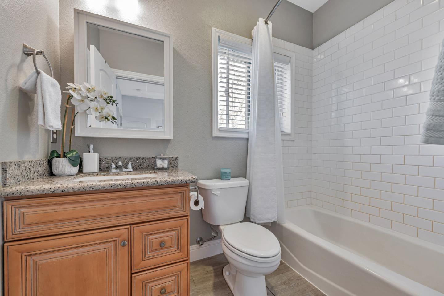 Detail Gallery Image 19 of 29 For 525 Guiti Garden Ct, San Jose,  CA 95136 - 2 Beds | 2/1 Baths