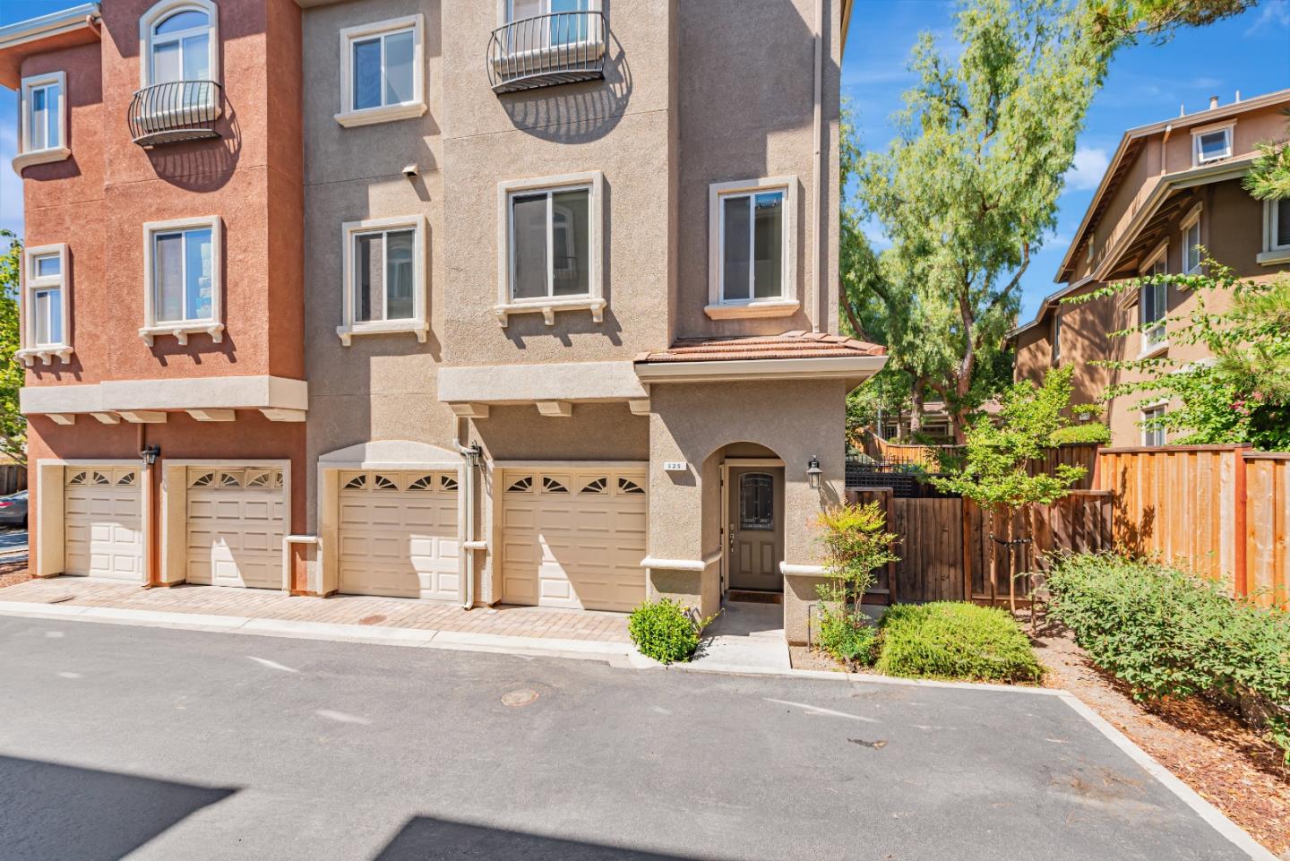 Detail Gallery Image 29 of 29 For 525 Guiti Garden Ct, San Jose,  CA 95136 - 2 Beds | 2/1 Baths