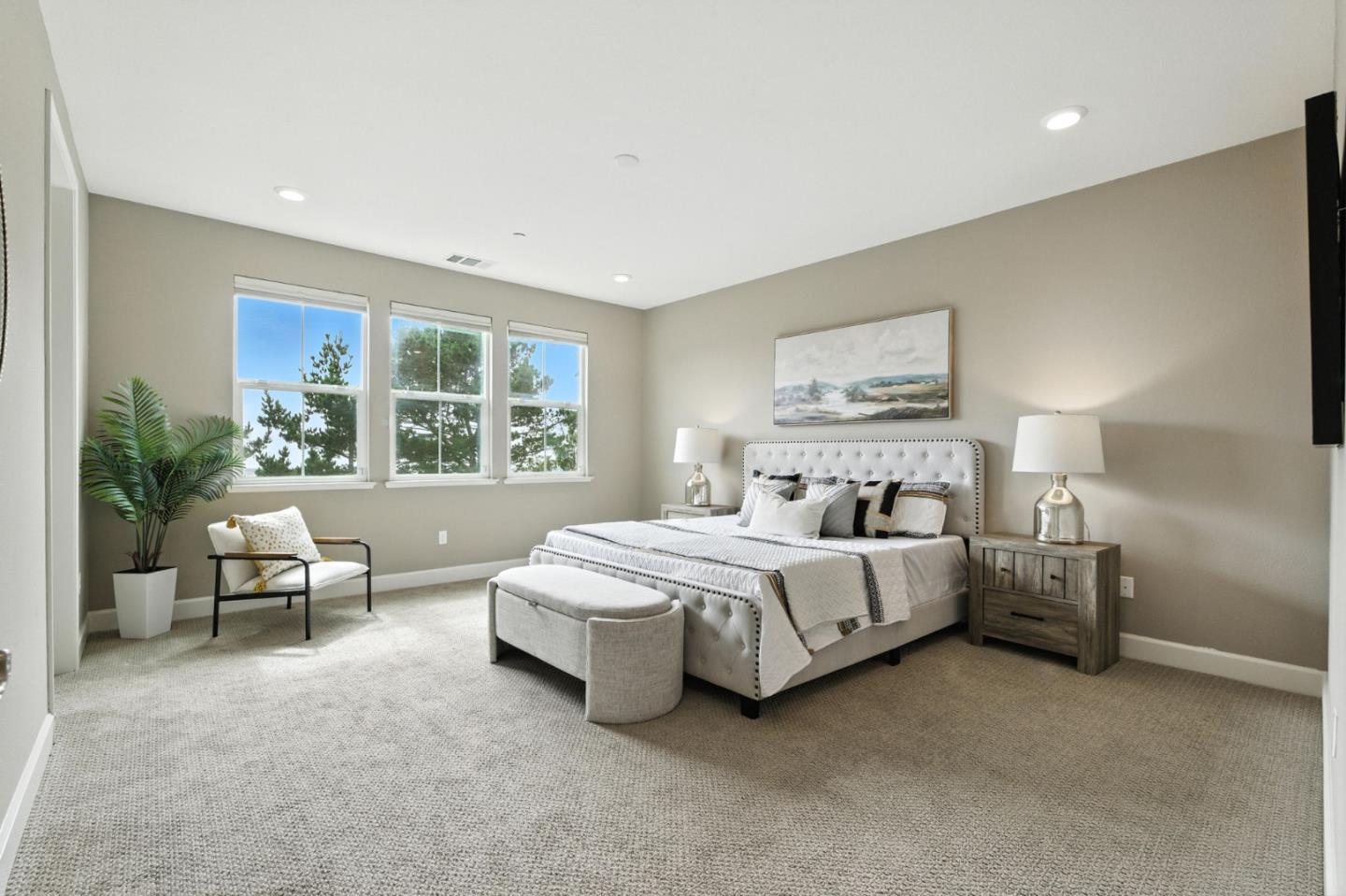 Detail Gallery Image 13 of 47 For 1018 Ocean View Ave, Daly City,  CA 94014 - 4 Beds | 3/1 Baths