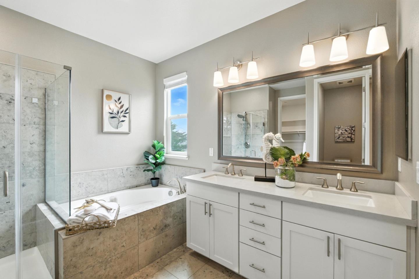 Detail Gallery Image 19 of 47 For 1018 Ocean View Ave, Daly City,  CA 94014 - 4 Beds | 3/1 Baths