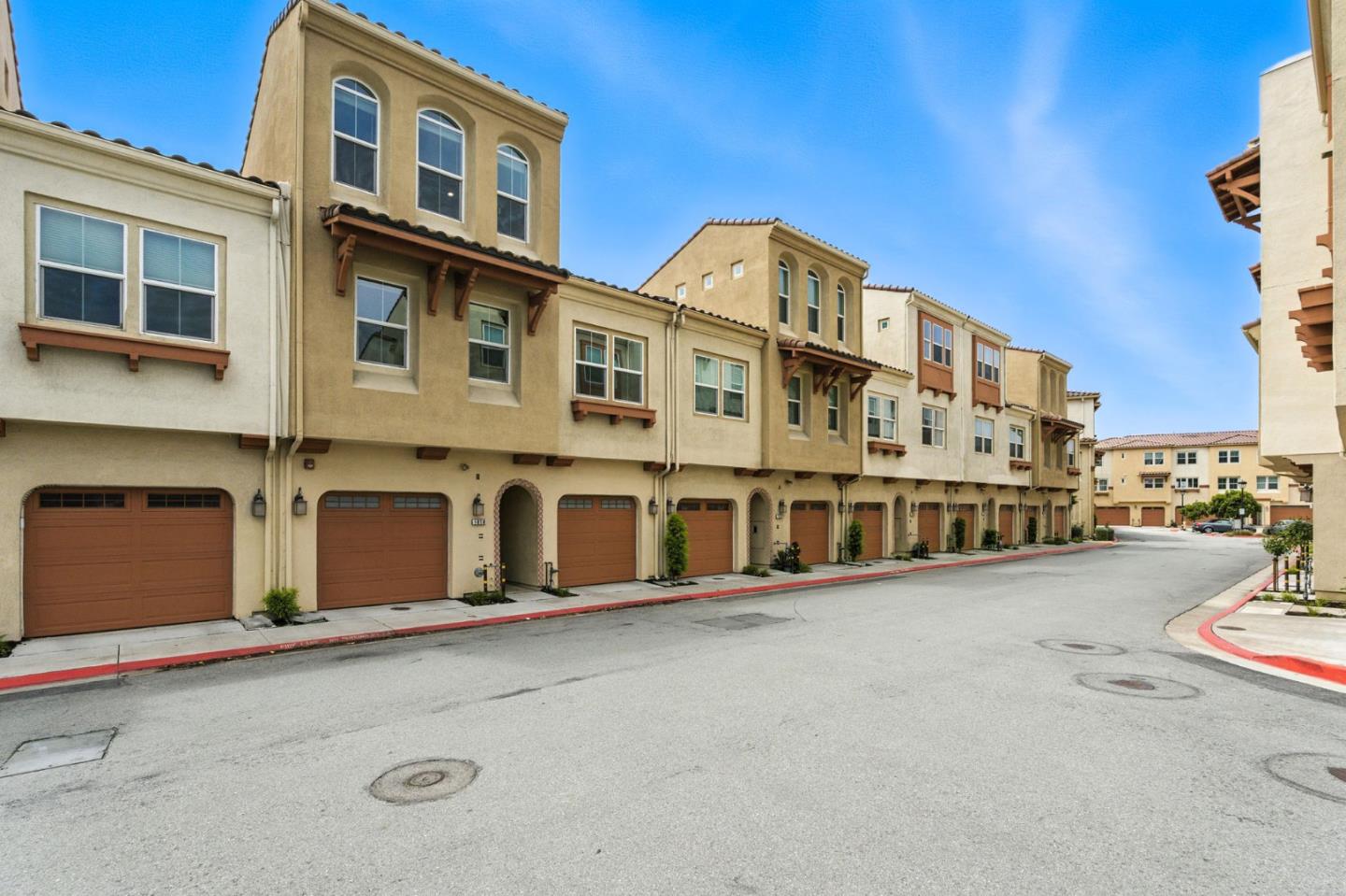 Detail Gallery Image 39 of 47 For 1018 Ocean View Ave, Daly City,  CA 94014 - 4 Beds | 3/1 Baths