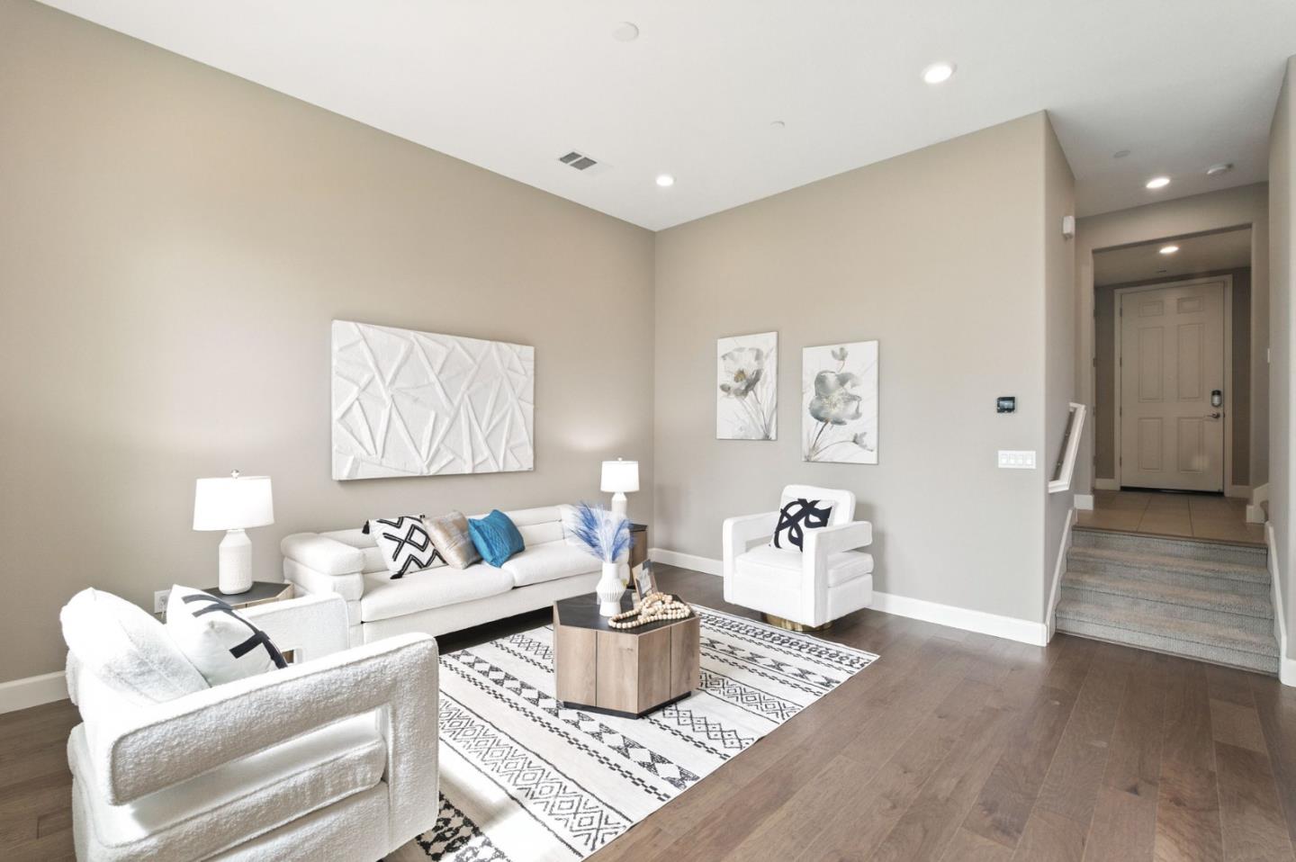 Detail Gallery Image 8 of 47 For 1018 Ocean View Ave, Daly City,  CA 94014 - 4 Beds | 3/1 Baths