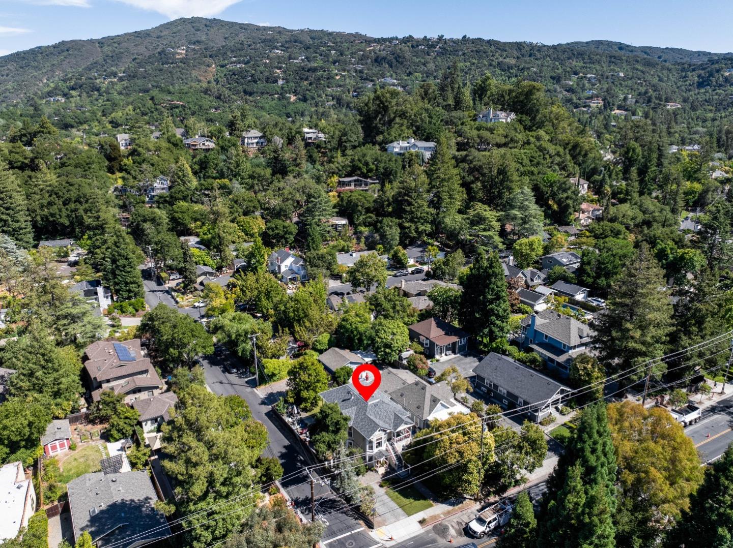 Detail Gallery Image 19 of 28 For 256 Los Gatos Blvd, Los Gatos,  CA 95030 - 5 Beds | 4/2 Baths
