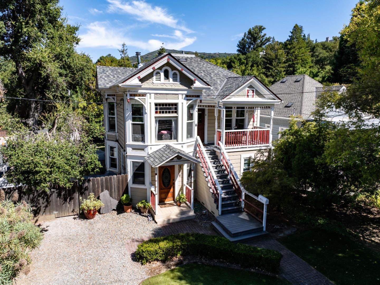 Detail Gallery Image 6 of 28 For 256 Los Gatos Blvd, Los Gatos,  CA 95030 - 5 Beds | 4/2 Baths