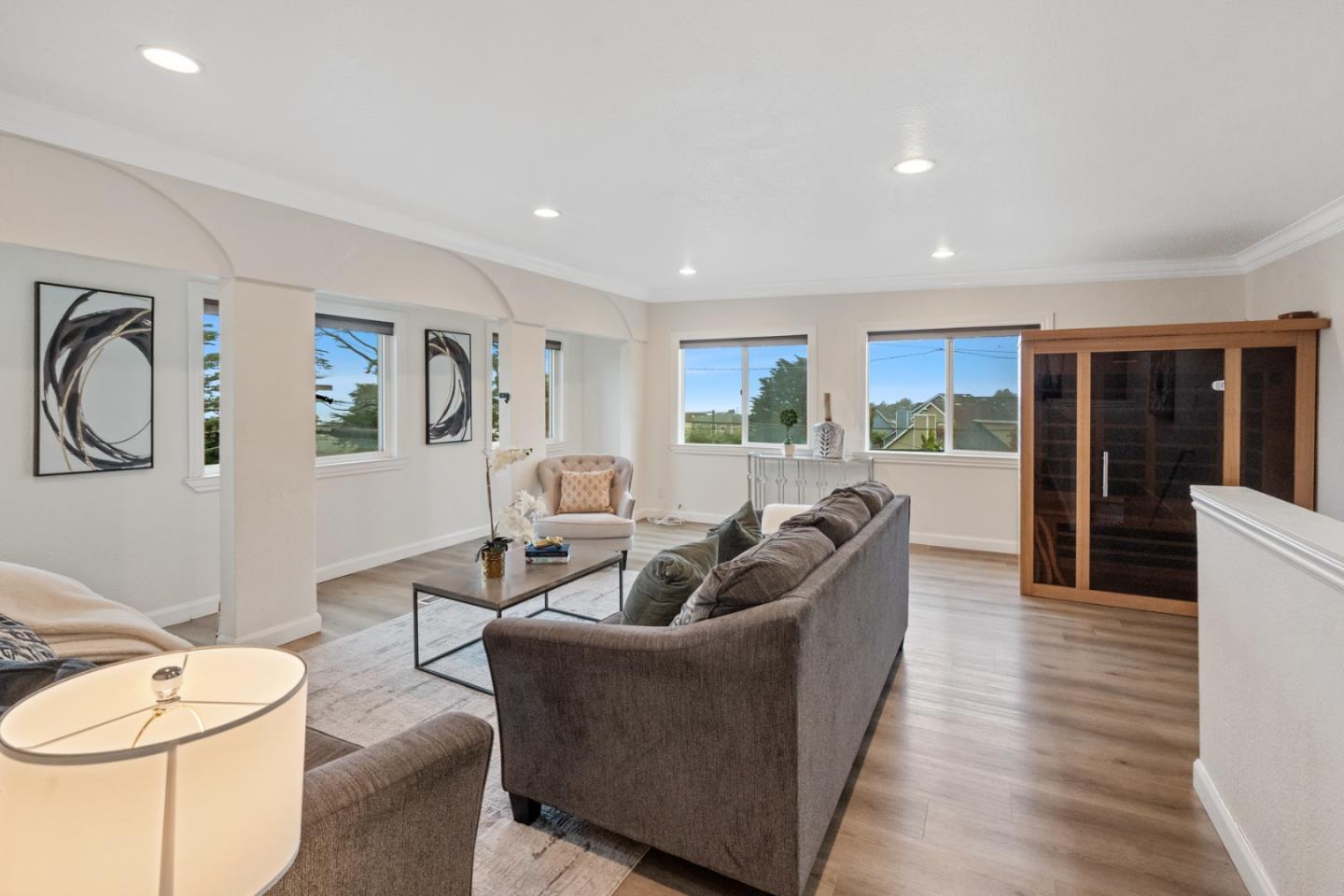 Detail Gallery Image 37 of 70 For 301 Channing Way, Pacifica,  CA 94044 - 4 Beds | 4/1 Baths