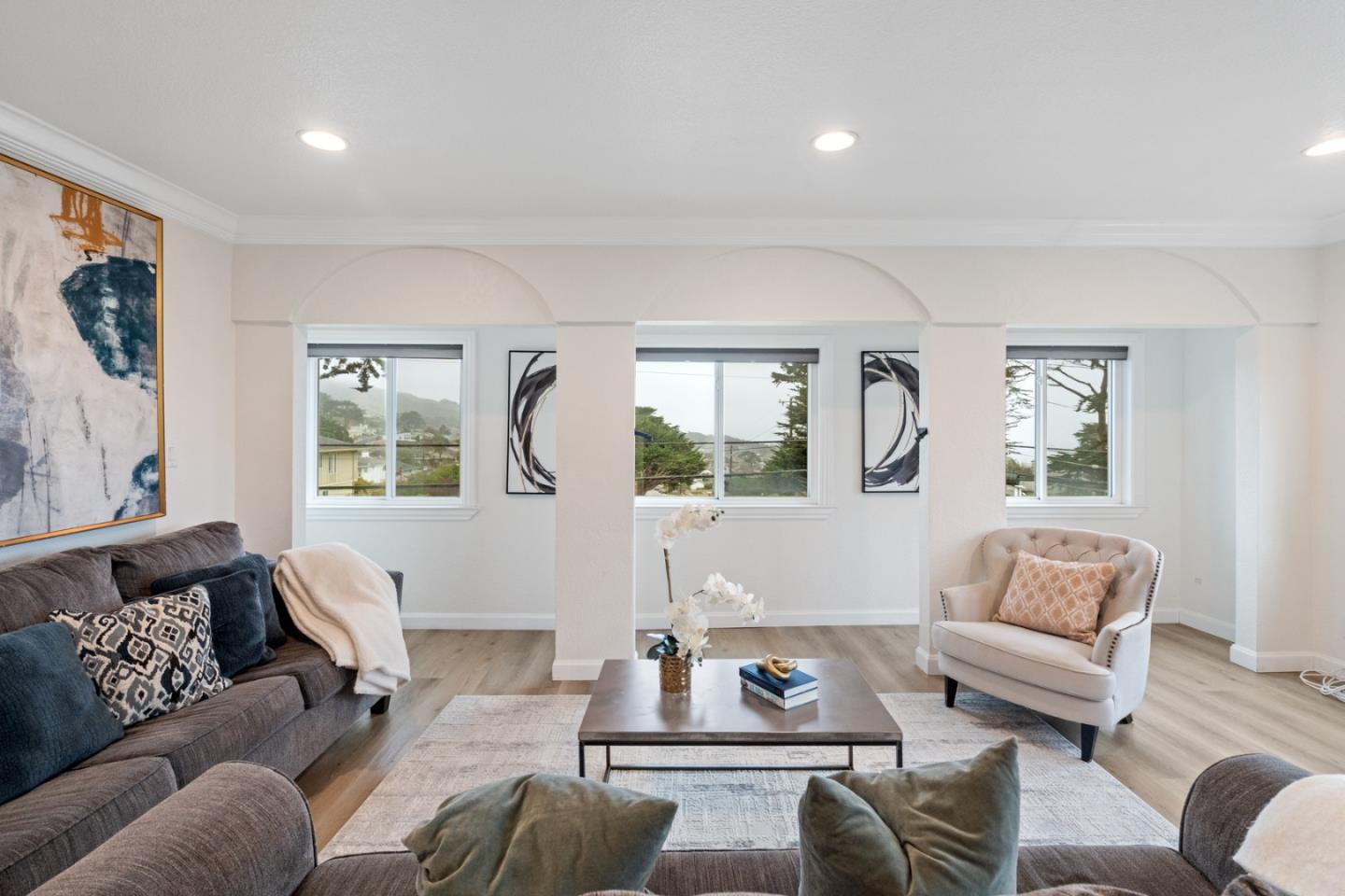 Detail Gallery Image 39 of 70 For 301 Channing Way, Pacifica,  CA 94044 - 4 Beds | 4/1 Baths