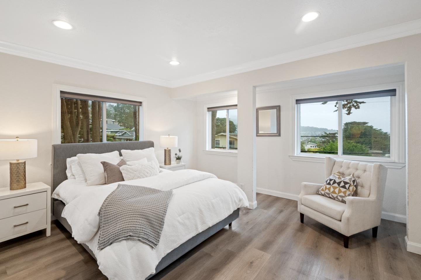 Detail Gallery Image 48 of 70 For 301 Channing Way, Pacifica,  CA 94044 - 4 Beds | 4/1 Baths