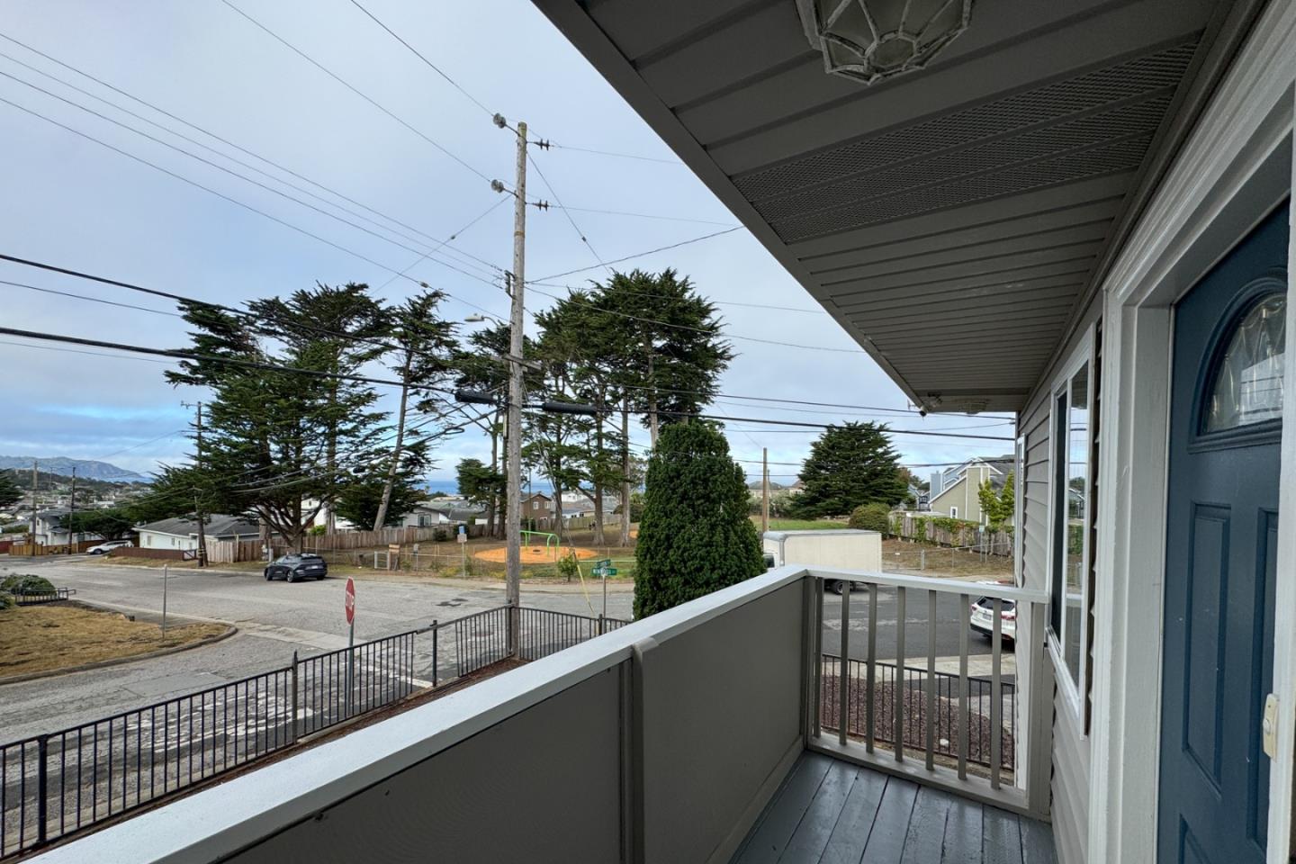 Detail Gallery Image 52 of 70 For 301 Channing Way, Pacifica,  CA 94044 - 4 Beds | 4/1 Baths