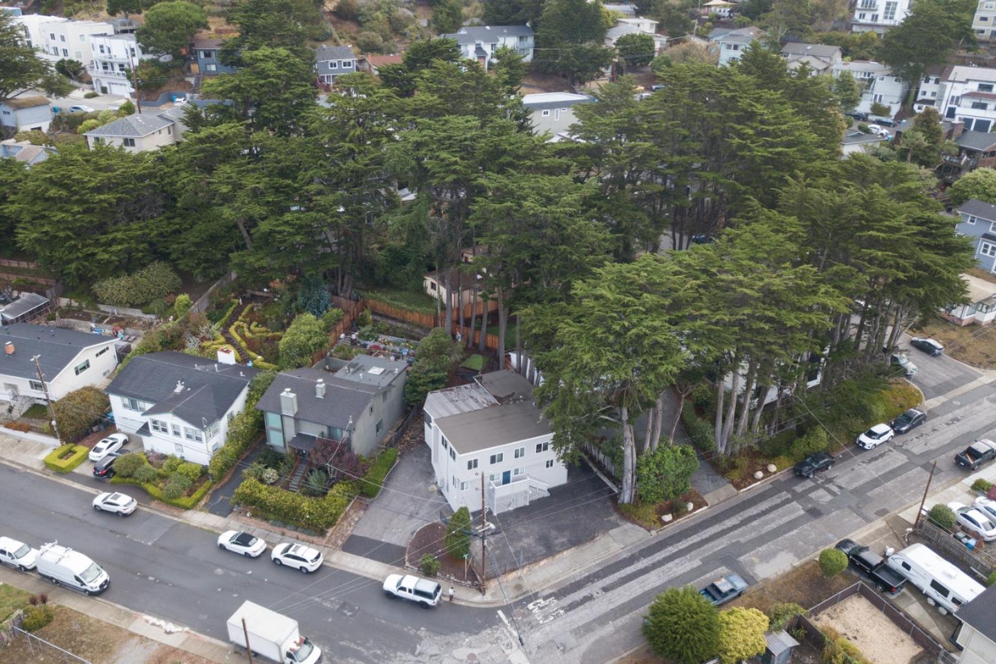 Detail Gallery Image 69 of 70 For 301 Channing Way, Pacifica,  CA 94044 - 4 Beds | 4/1 Baths