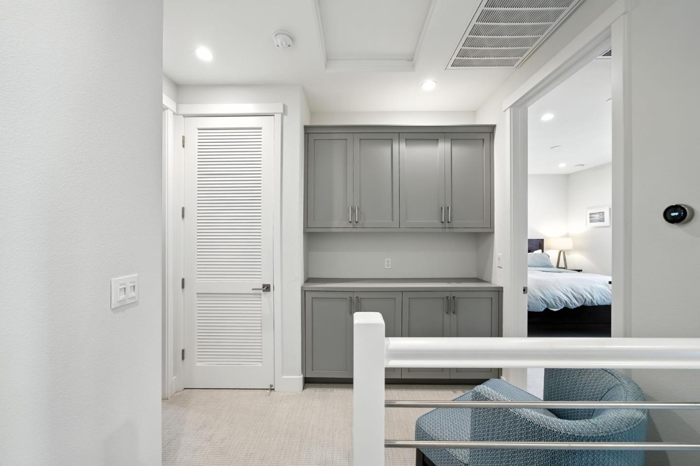 Detail Gallery Image 20 of 36 For 2326 Rock St, Mountain View,  CA 94043 - 2 Beds | 2/1 Baths