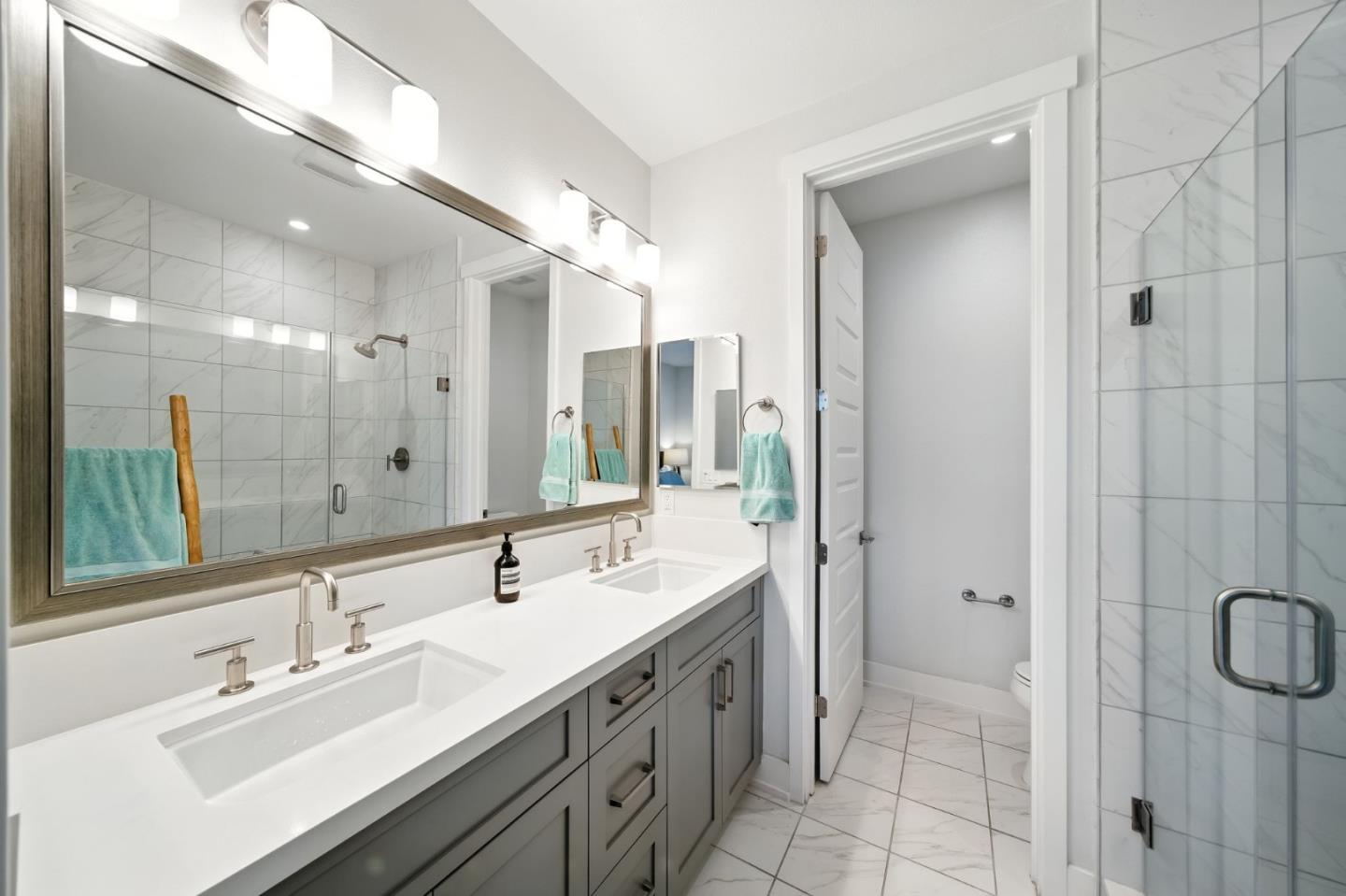 Detail Gallery Image 23 of 36 For 2326 Rock St, Mountain View,  CA 94043 - 2 Beds | 2/1 Baths