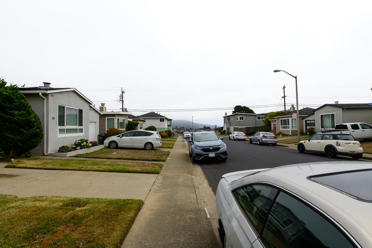 Detail Gallery Image 13 of 24 For 30 Rockridge Ave, Daly City,  CA 94015 - 3 Beds | 2 Baths