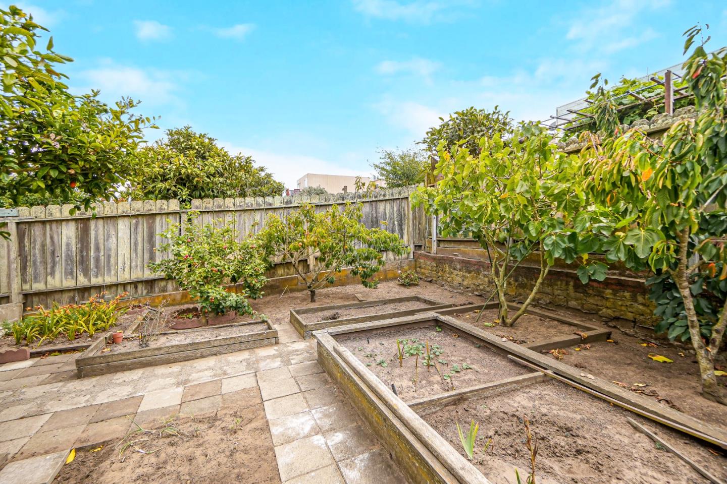 Detail Gallery Image 28 of 45 For 451 Winchester St, Daly City,  CA 94014 - 4 Beds | 3 Baths