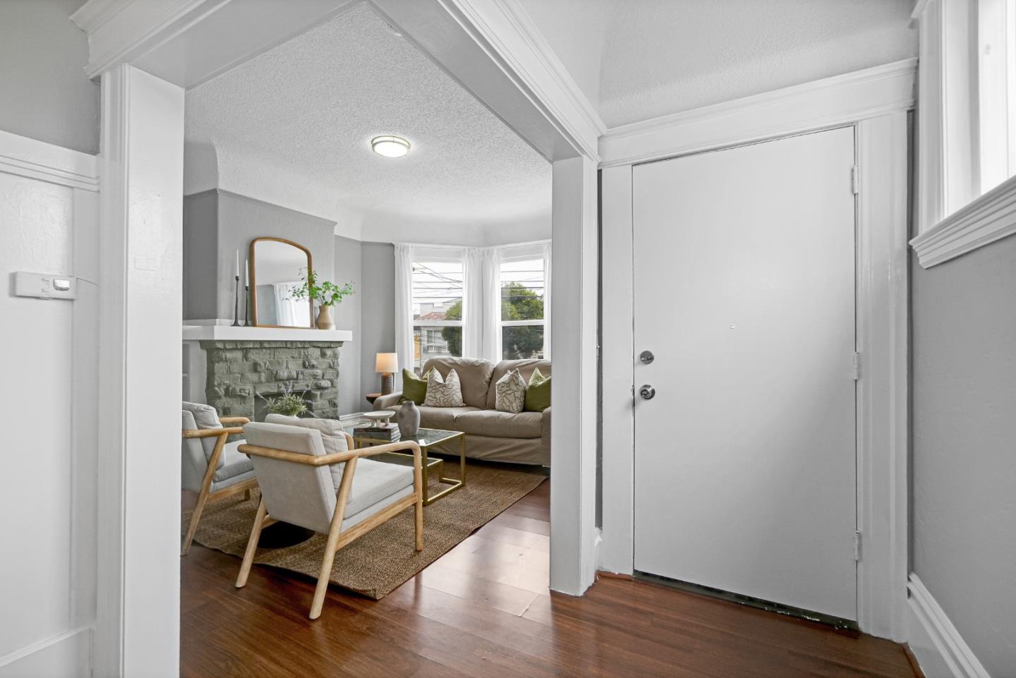 Detail Gallery Image 5 of 45 For 451 Winchester St, Daly City,  CA 94014 - 4 Beds | 3 Baths