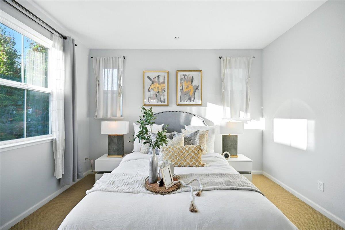 Detail Gallery Image 15 of 35 For 917 Alegre Pl, San Jose,  CA 95126 - 3 Beds | 3/1 Baths