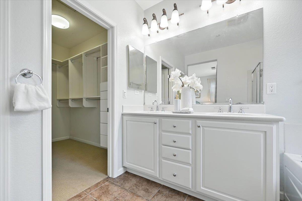Detail Gallery Image 20 of 35 For 917 Alegre Pl, San Jose,  CA 95126 - 3 Beds | 3/1 Baths