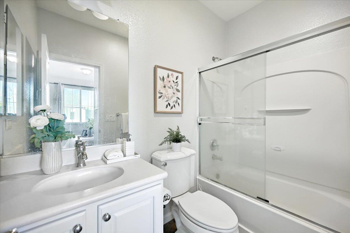 Detail Gallery Image 22 of 35 For 917 Alegre Pl, San Jose,  CA 95126 - 3 Beds | 3/1 Baths