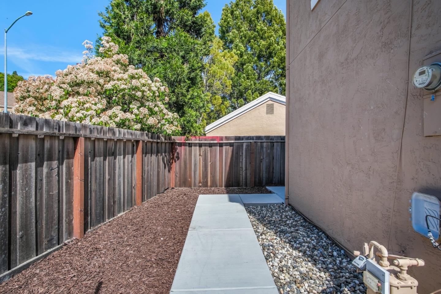 Detail Gallery Image 39 of 54 For 2743 Gamble Ct, Hayward,  CA 94542 - 3 Beds | 2/1 Baths