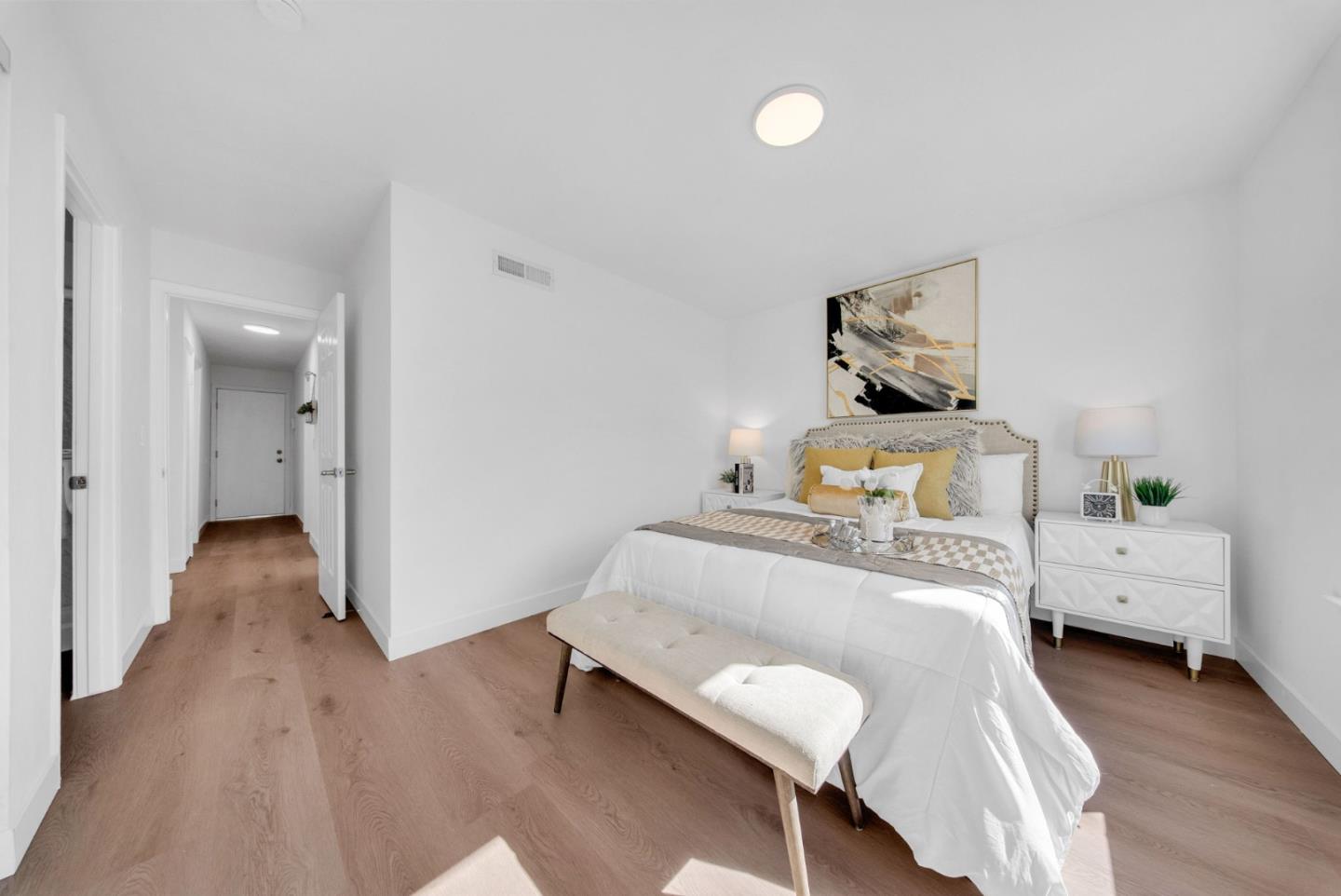 Detail Gallery Image 17 of 37 For 227 Martinvale Ln, San Jose,  CA 95119 - 4 Beds | 2 Baths