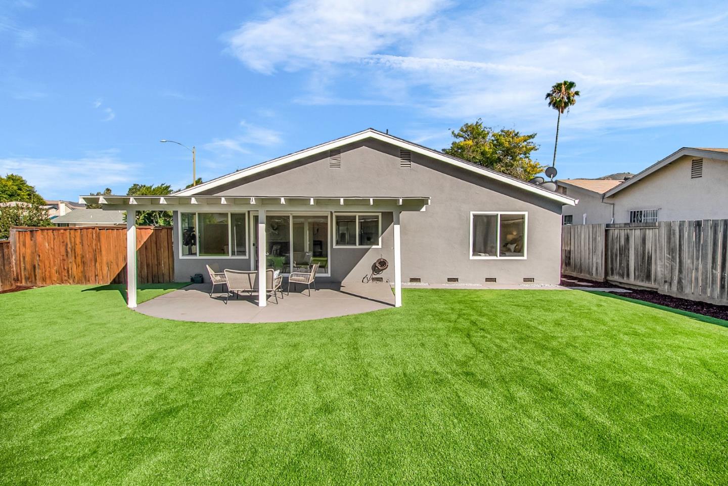 Detail Gallery Image 31 of 37 For 227 Martinvale Ln, San Jose,  CA 95119 - 4 Beds | 2 Baths