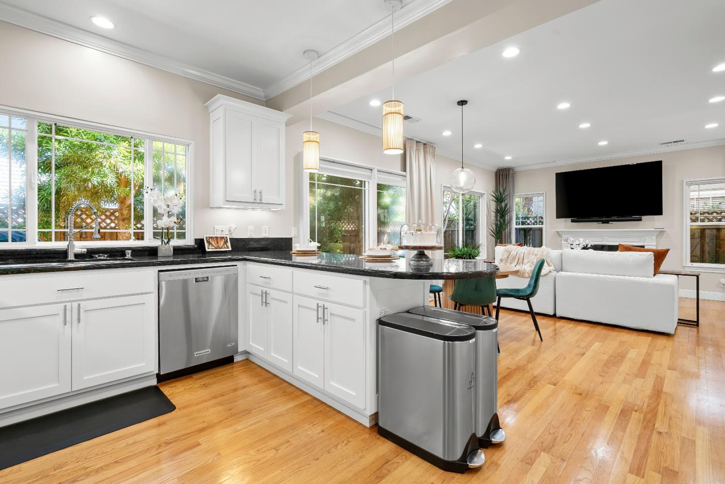 Detail Gallery Image 18 of 48 For 137 Kennedy Ave, Campbell,  CA 95008 - 3 Beds | 2/1 Baths