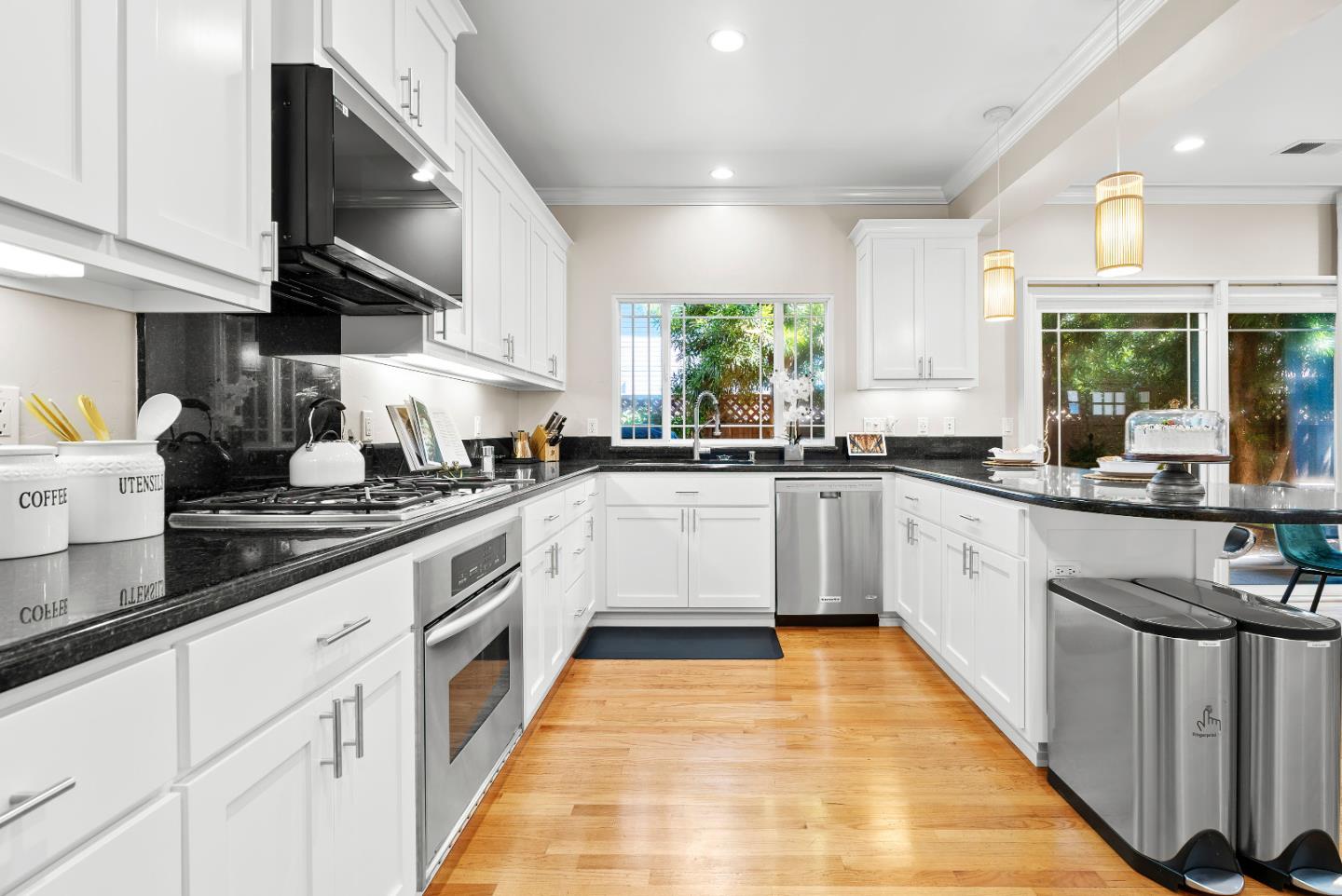 Detail Gallery Image 20 of 48 For 137 Kennedy Ave, Campbell,  CA 95008 - 3 Beds | 2/1 Baths