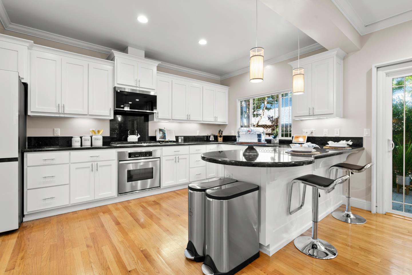 Detail Gallery Image 4 of 48 For 137 Kennedy Ave, Campbell,  CA 95008 - 3 Beds | 2/1 Baths