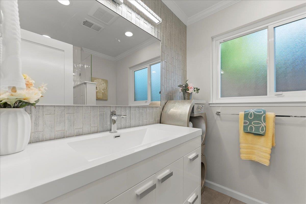 Detail Gallery Image 19 of 39 For 5342 Rucker Dr, San Jose,  CA 95124 - 3 Beds | 2 Baths