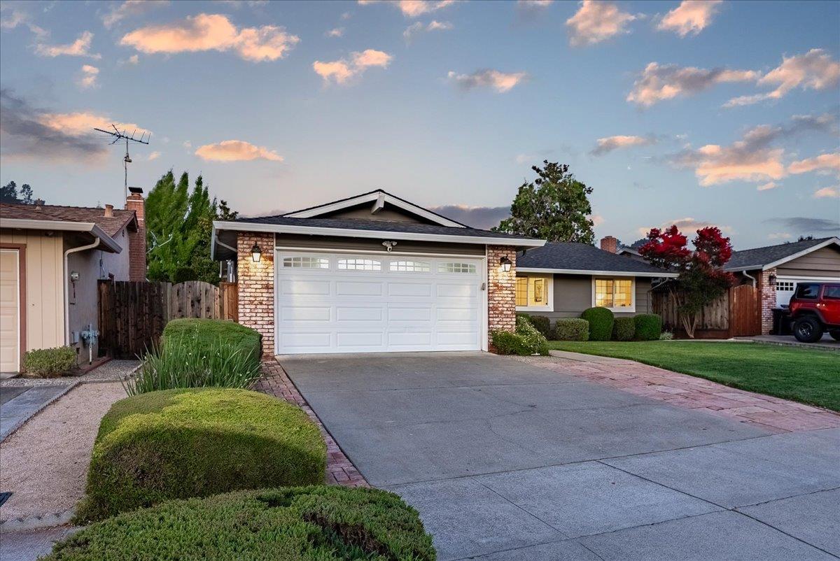 Detail Gallery Image 3 of 39 For 5342 Rucker Dr, San Jose,  CA 95124 - 3 Beds | 2 Baths