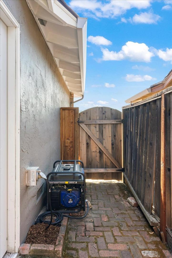 Detail Gallery Image 35 of 39 For 5342 Rucker Dr, San Jose,  CA 95124 - 3 Beds | 2 Baths