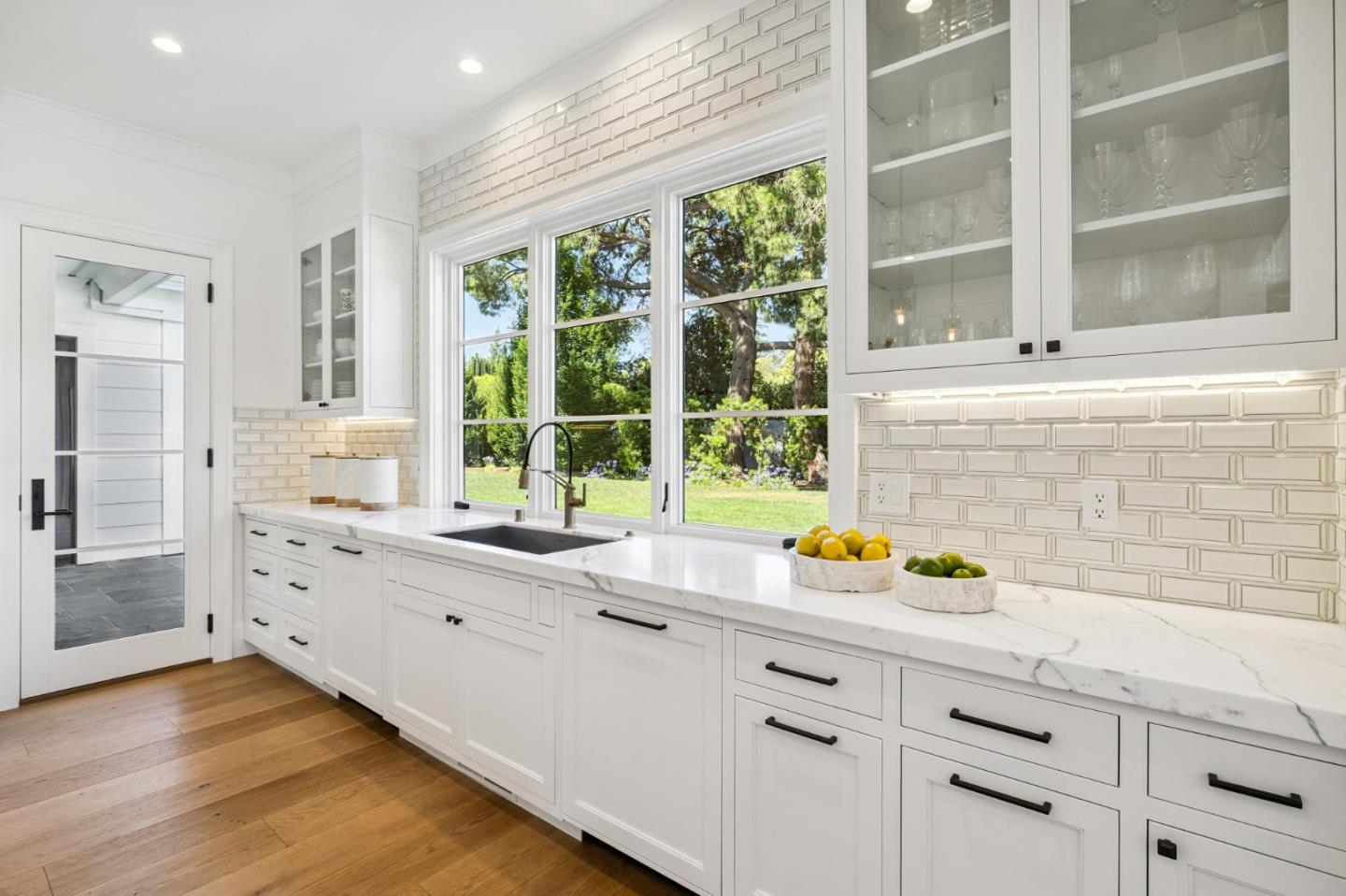 Detail Gallery Image 14 of 92 For 55 Irving Ave, Atherton,  CA 94027 - 8 Beds | 9/2 Baths