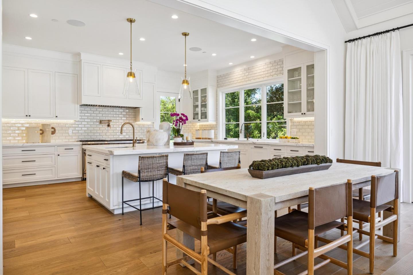 Detail Gallery Image 17 of 92 For 55 Irving Ave, Atherton,  CA 94027 - 8 Beds | 9/2 Baths