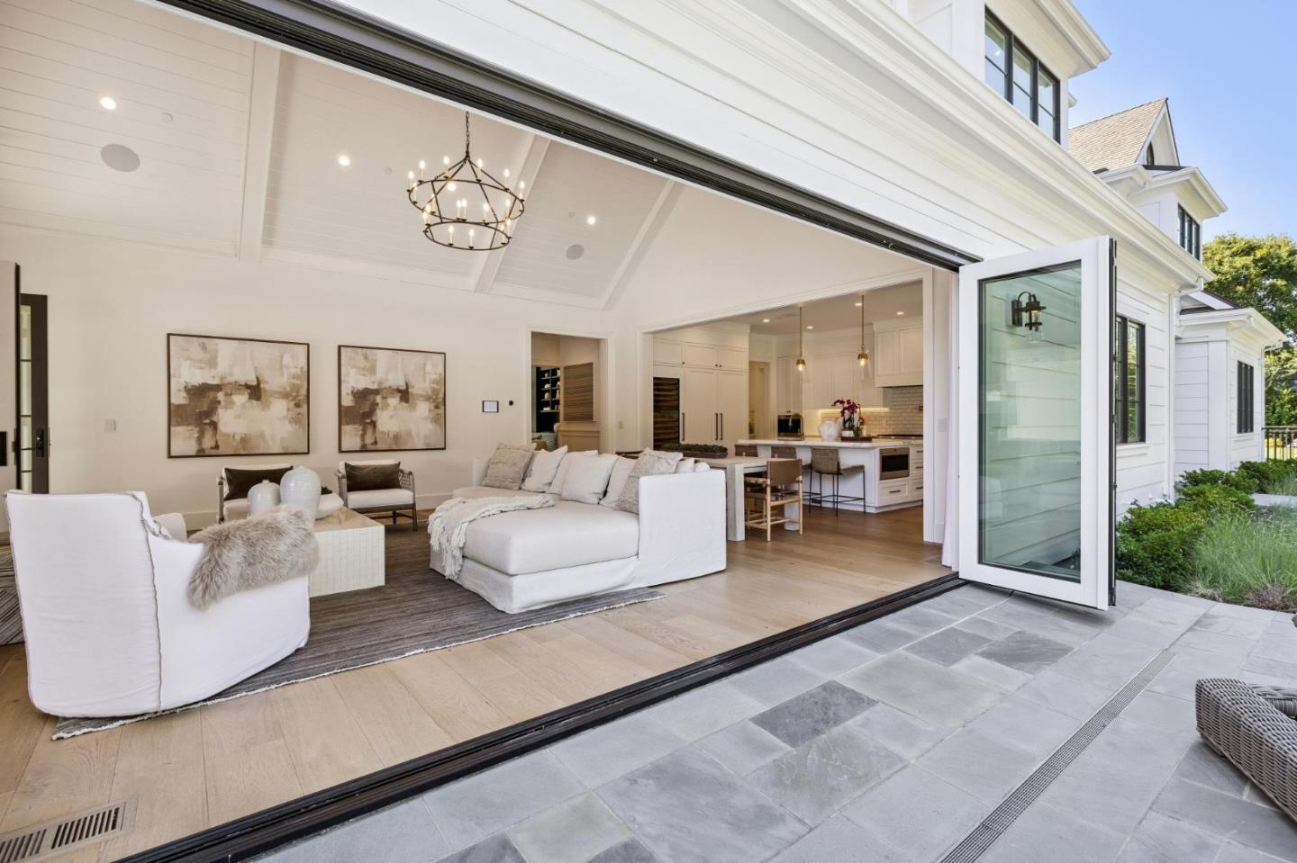 Detail Gallery Image 21 of 92 For 55 Irving Ave, Atherton,  CA 94027 - 8 Beds | 9/2 Baths