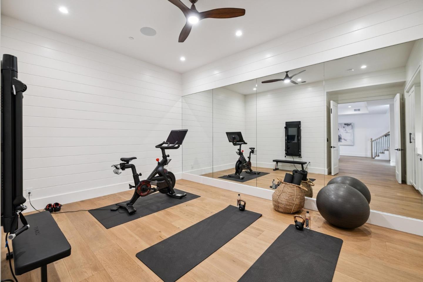Detail Gallery Image 53 of 92 For 55 Irving Ave, Atherton,  CA 94027 - 8 Beds | 9/2 Baths