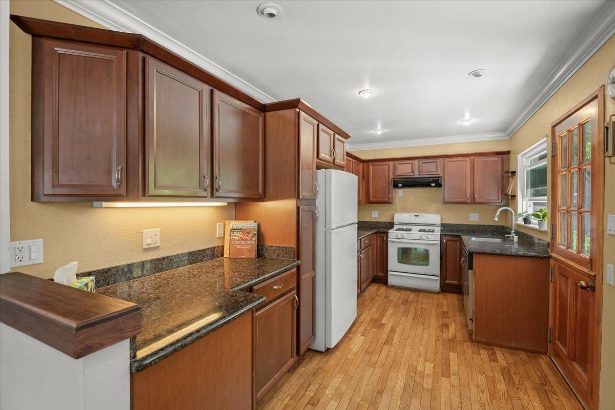 Detail Gallery Image 11 of 26 For 2626 Baldwin Ln, Walnut Creek,  CA 94597 - 2 Beds | 1 Baths