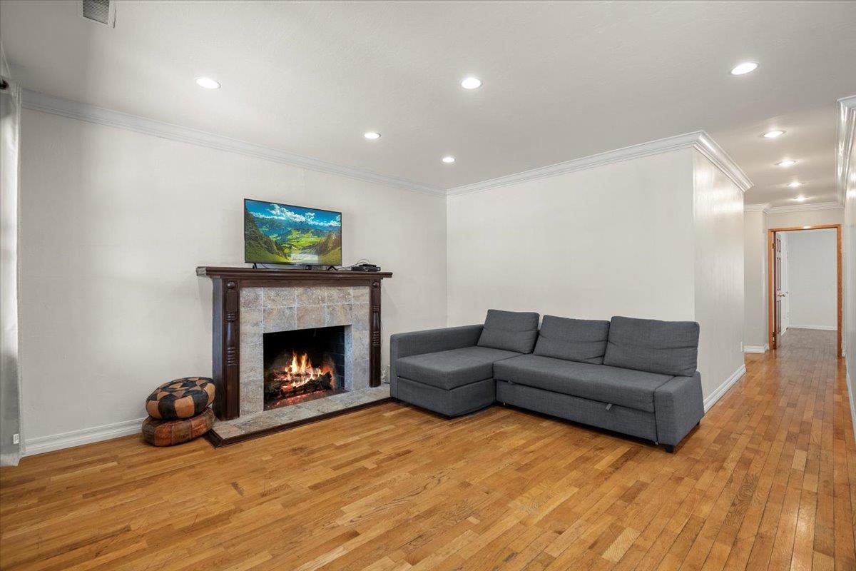 Detail Gallery Image 4 of 26 For 2626 Baldwin Ln, Walnut Creek,  CA 94597 - 2 Beds | 1 Baths