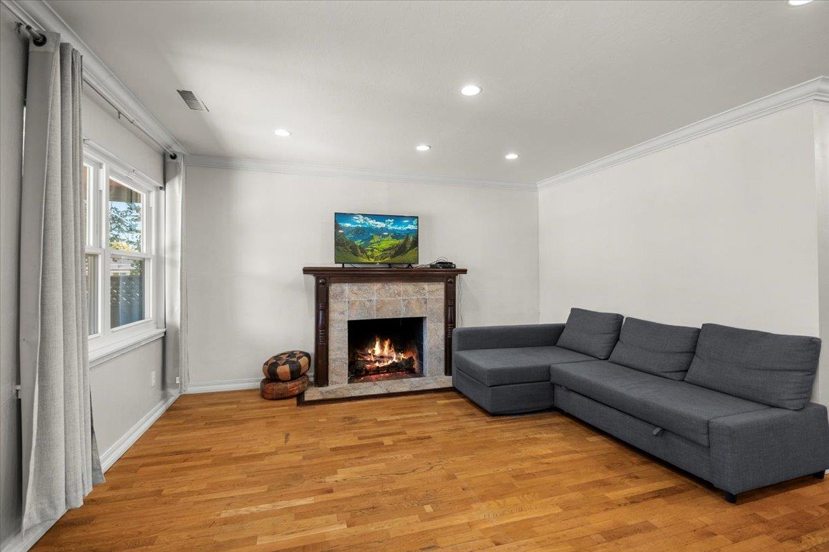 Detail Gallery Image 5 of 26 For 2626 Baldwin Ln, Walnut Creek,  CA 94597 - 2 Beds | 1 Baths