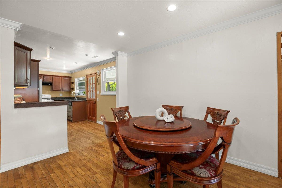 Detail Gallery Image 8 of 26 For 2626 Baldwin Ln, Walnut Creek,  CA 94597 - 2 Beds | 1 Baths