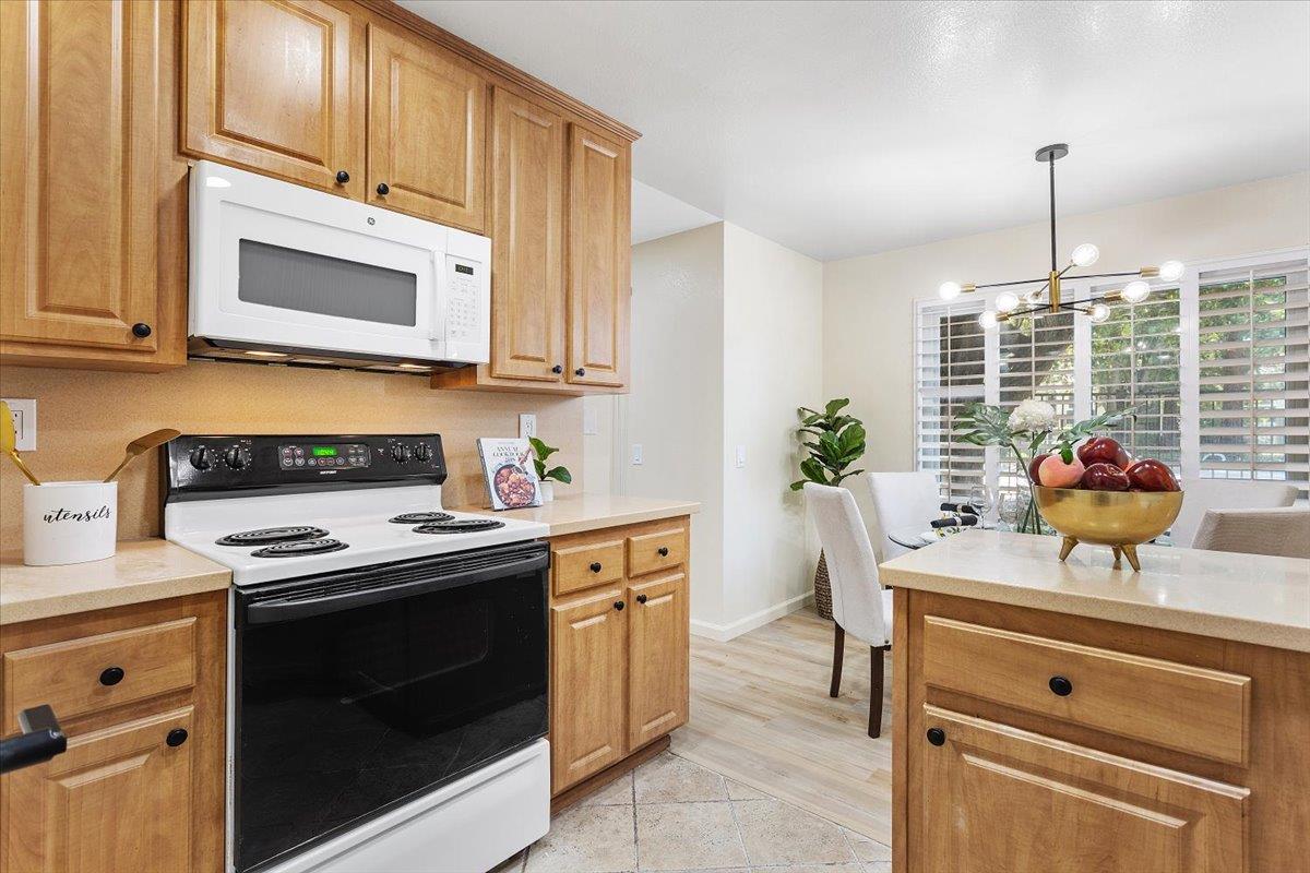 Detail Gallery Image 12 of 32 For 2623 Gimelli Pl #139,  San Jose,  CA 95133 - 2 Beds | 2 Baths