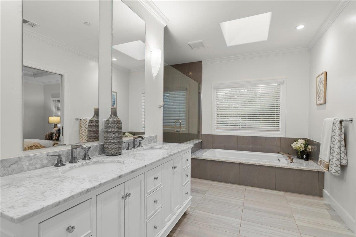 Detail Gallery Image 23 of 57 For 15211 Becky Ln, Monte Sereno,  CA 95030 - 5 Beds | 4/1 Baths