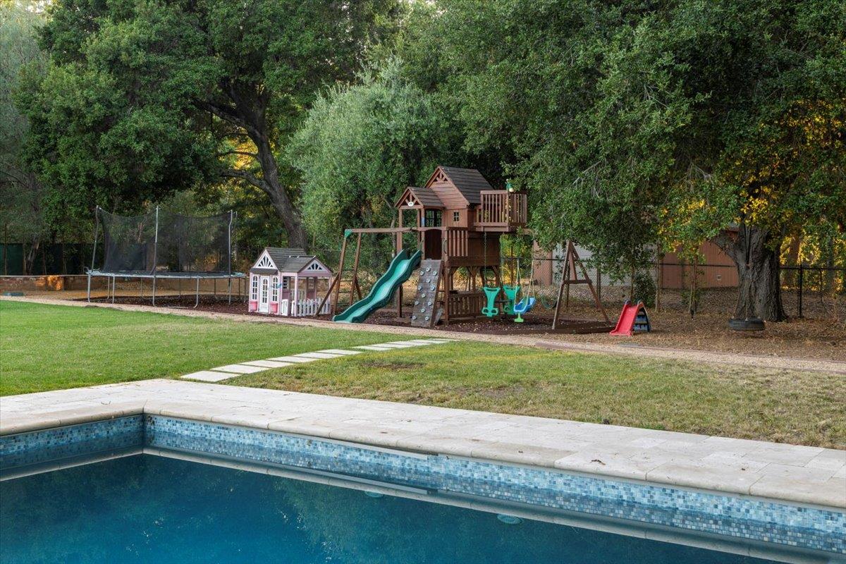 Detail Gallery Image 56 of 57 For 15211 Becky Ln, Monte Sereno,  CA 95030 - 5 Beds | 4/1 Baths