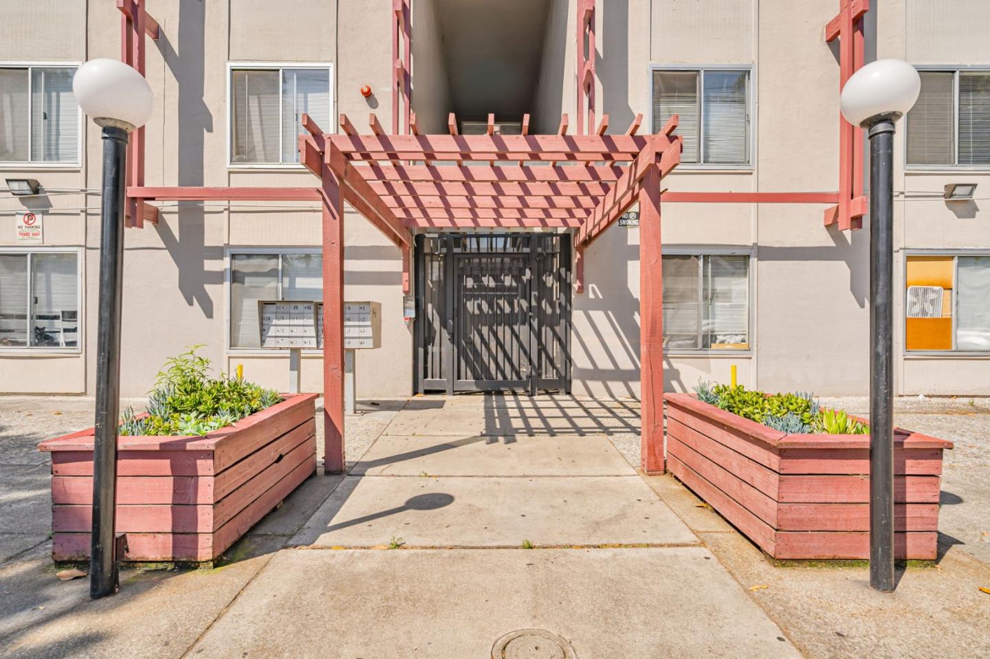 Detail Gallery Image 3 of 23 For 555 S 10th St, San Jose,  CA 95112 - – Beds | – Baths