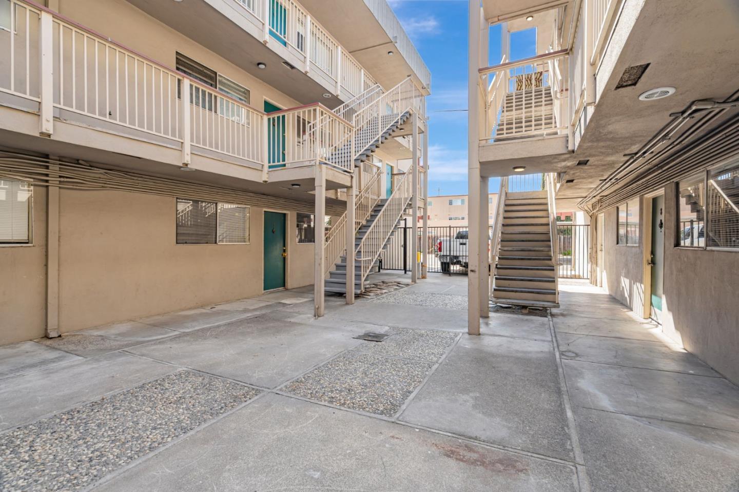 Detail Gallery Image 7 of 23 For 555 S 10th St, San Jose,  CA 95112 - – Beds | – Baths