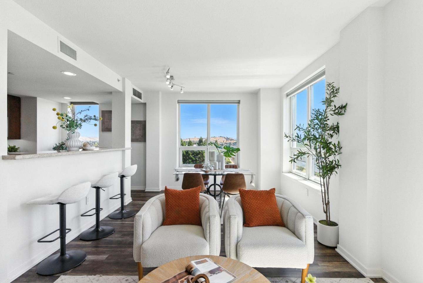 Detail Gallery Image 4 of 50 For 1375 Lick Ave #928,  San Jose,  CA 95110 - 2 Beds | 2 Baths