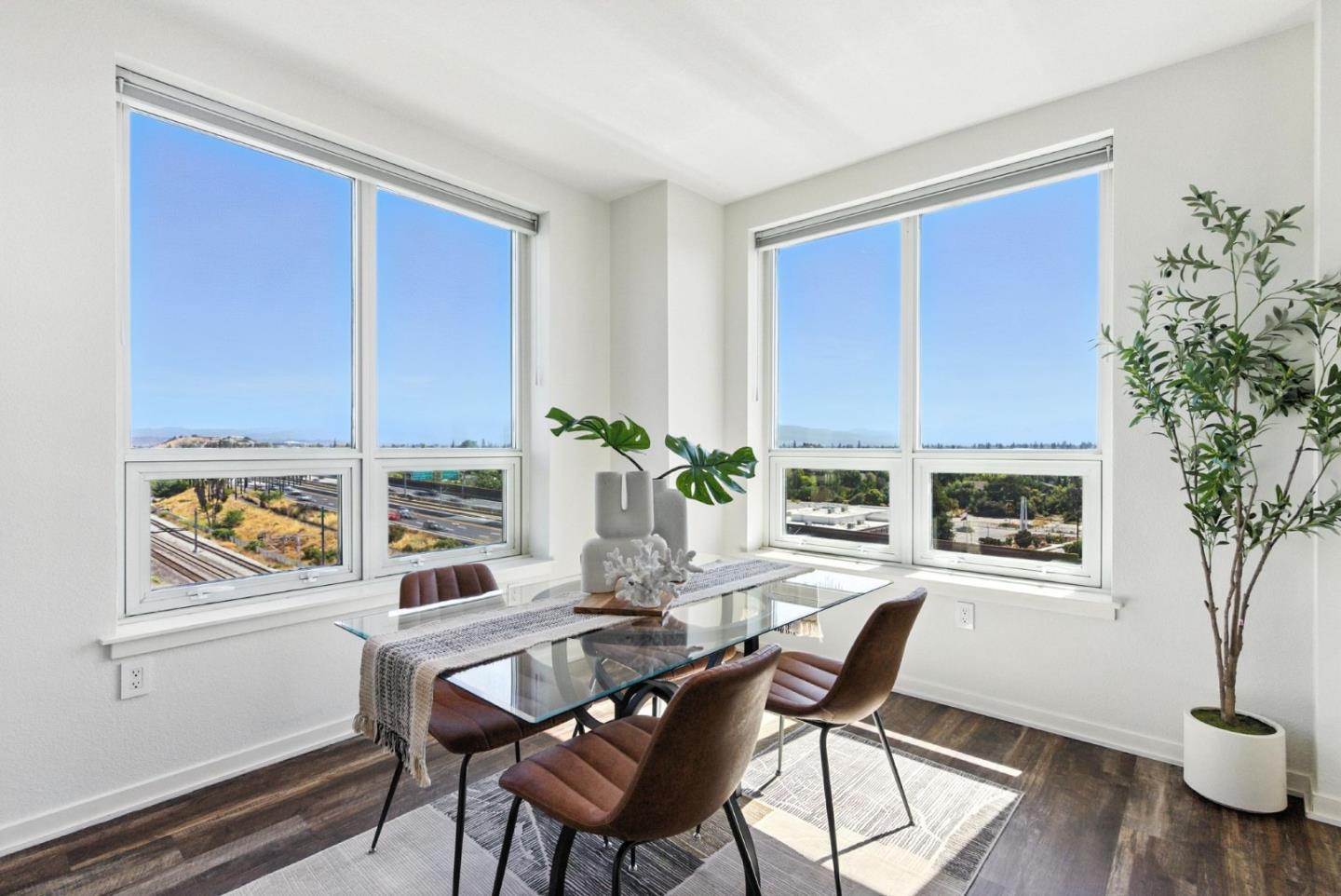 Detail Gallery Image 7 of 50 For 1375 Lick Ave #928,  San Jose,  CA 95110 - 2 Beds | 2 Baths